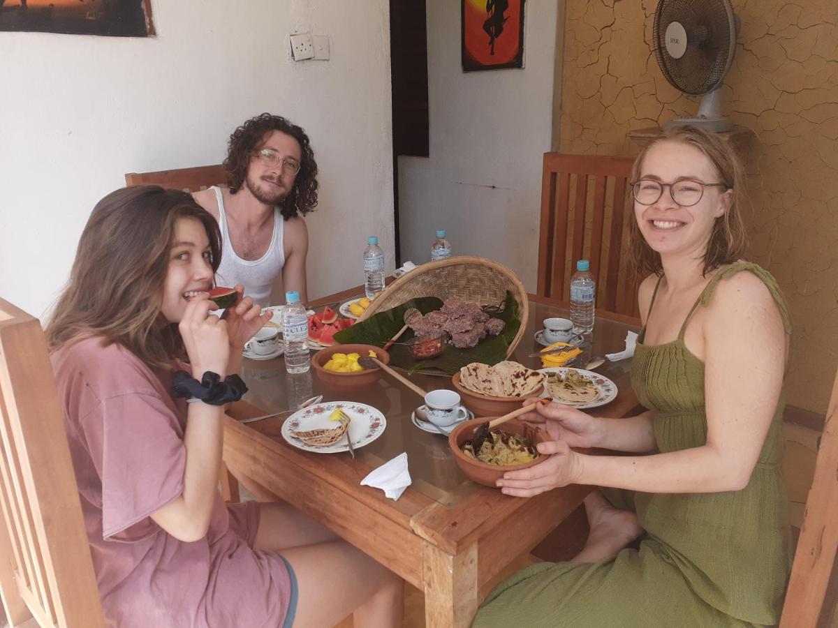 Pahalagawattha Homestay Unawatuna Esterno foto