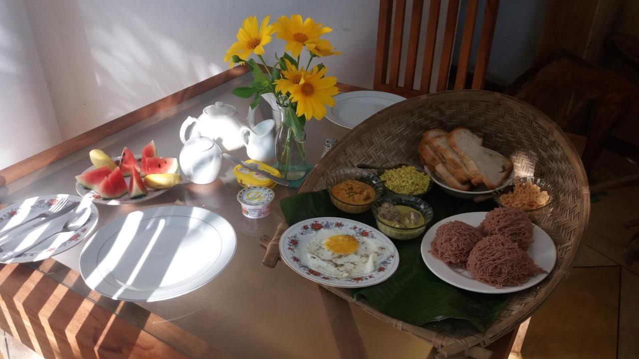 Pahalagawattha Homestay Unawatuna Esterno foto